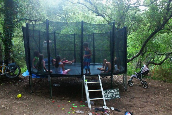le trampoline des enfants